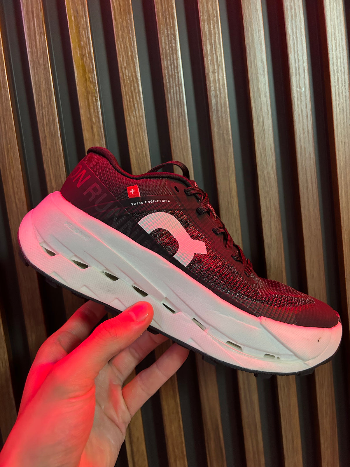 TENIS ON CLOUDULTRA 3
