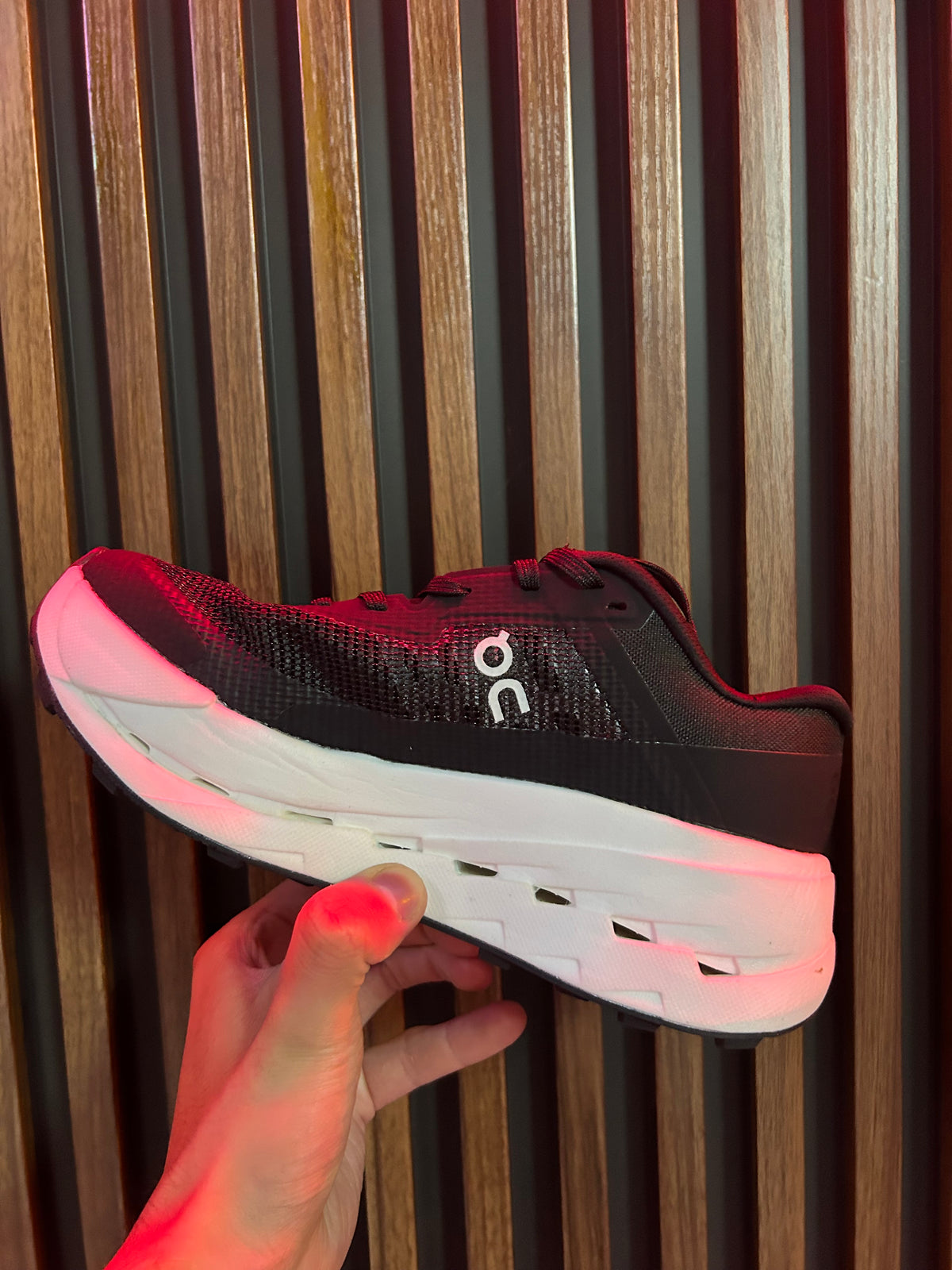 TENIS ON CLOUDULTRA 3