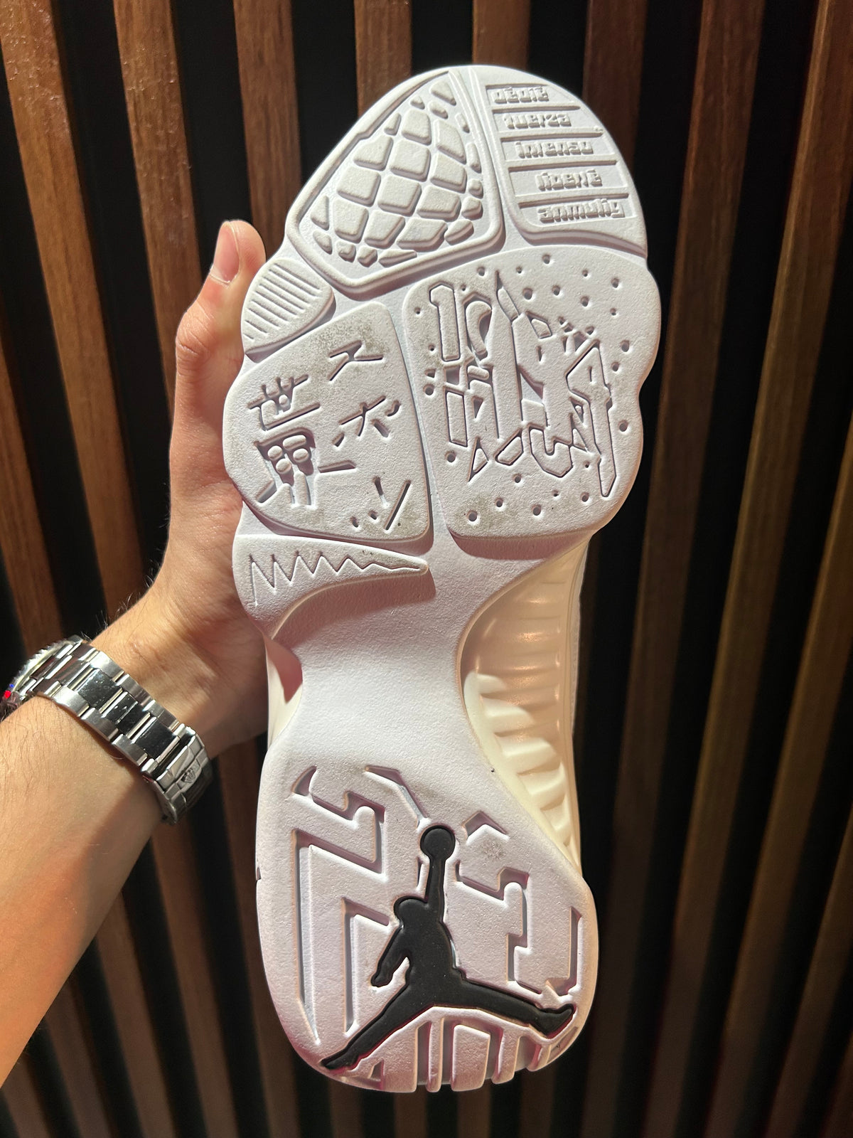TENIS AIR JORDAN 9 RETRO CITY OF FLIGHT