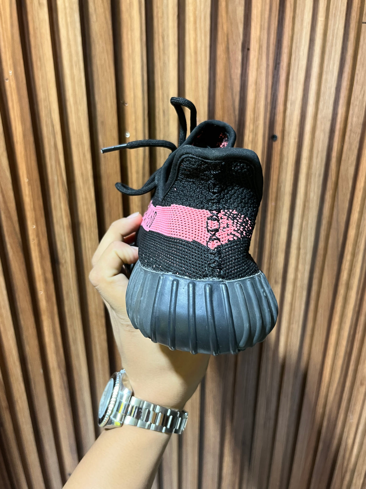 Tenis Adidas Yeezy Boost 350 V2 Core Black / Red