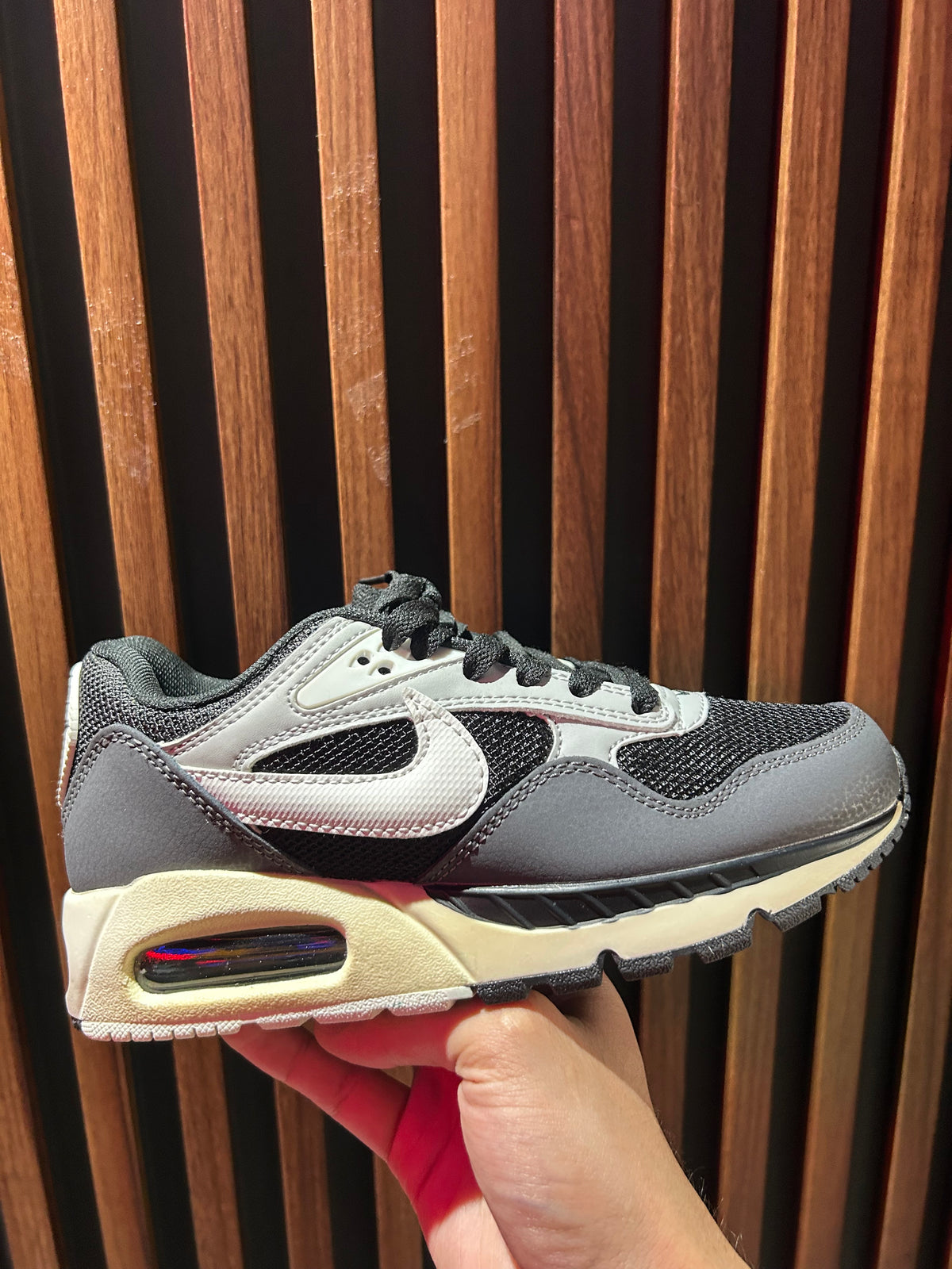TENIS NIKE AIR MAX CORRELATE