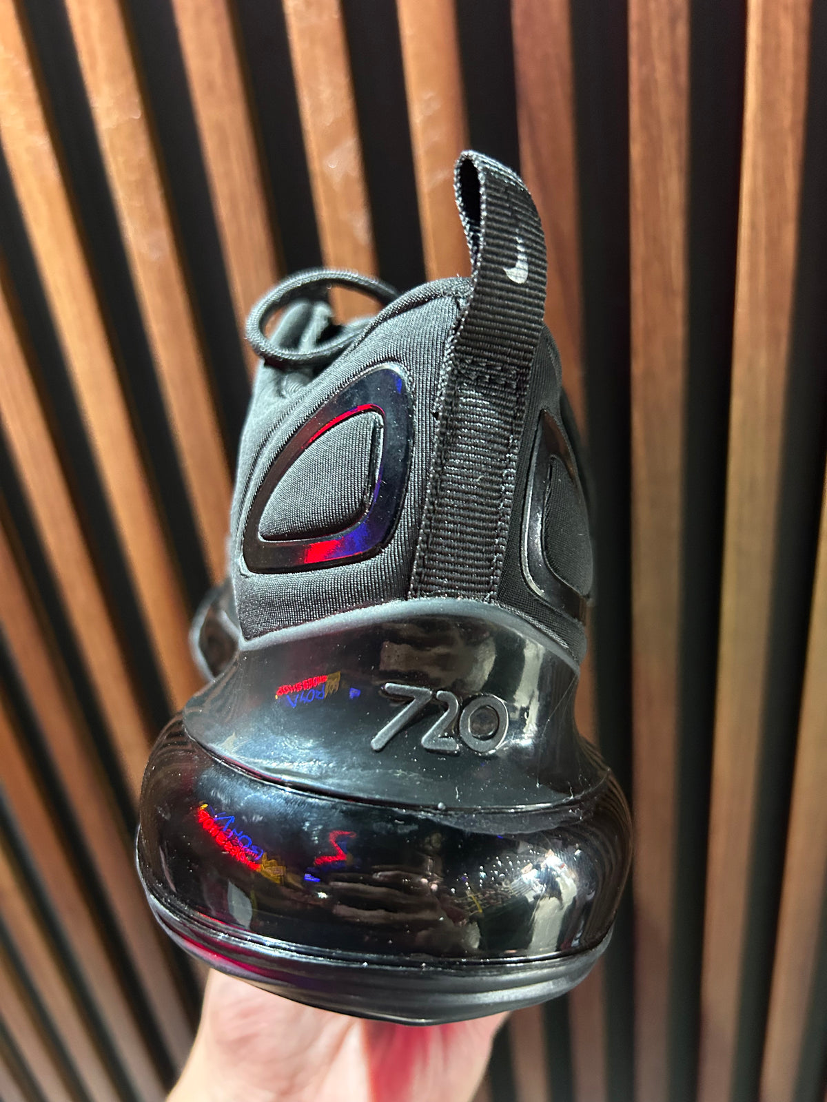 TENIS NIKE AIR MAX 720 TORTUGA