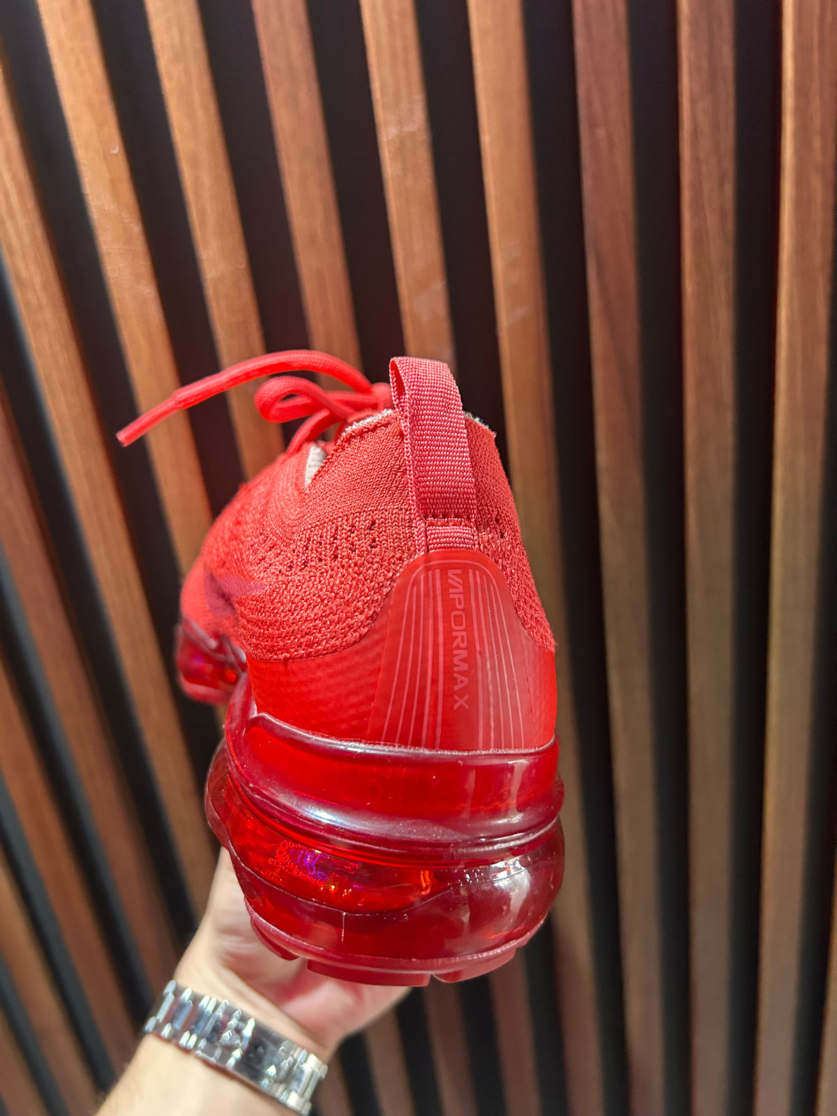 TENIS NIKE AIR VAPORMAX 2023 FLYKNIT TRACK RED