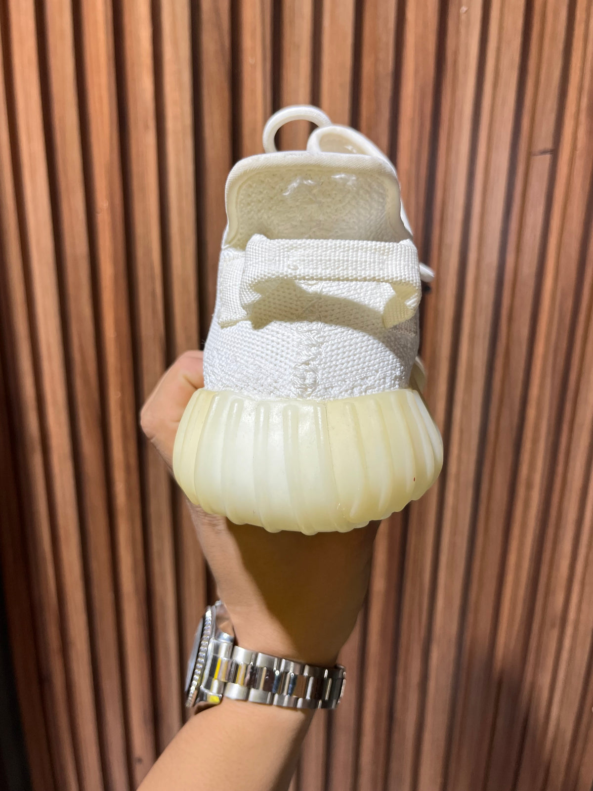 Tenis adidas Yeezy Boost 350 V2 Cream White