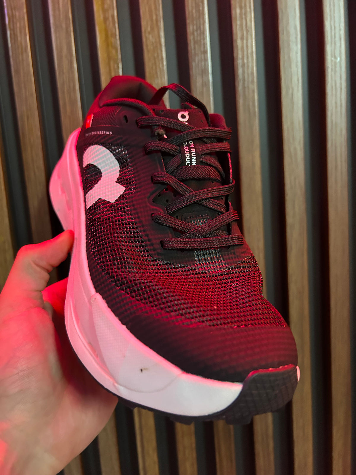 TENIS ON CLOUDULTRA 3