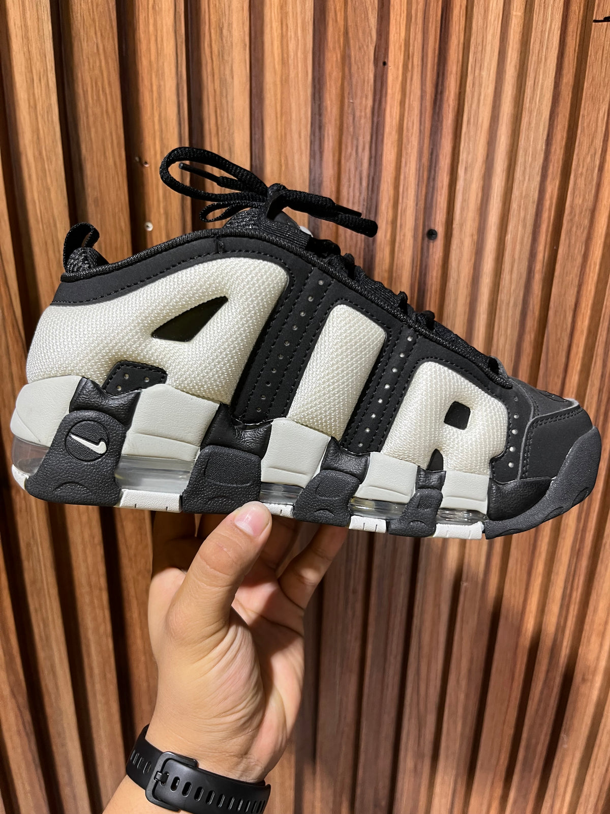 tenis Nike Air More Uptempo Low Black Photon Dust