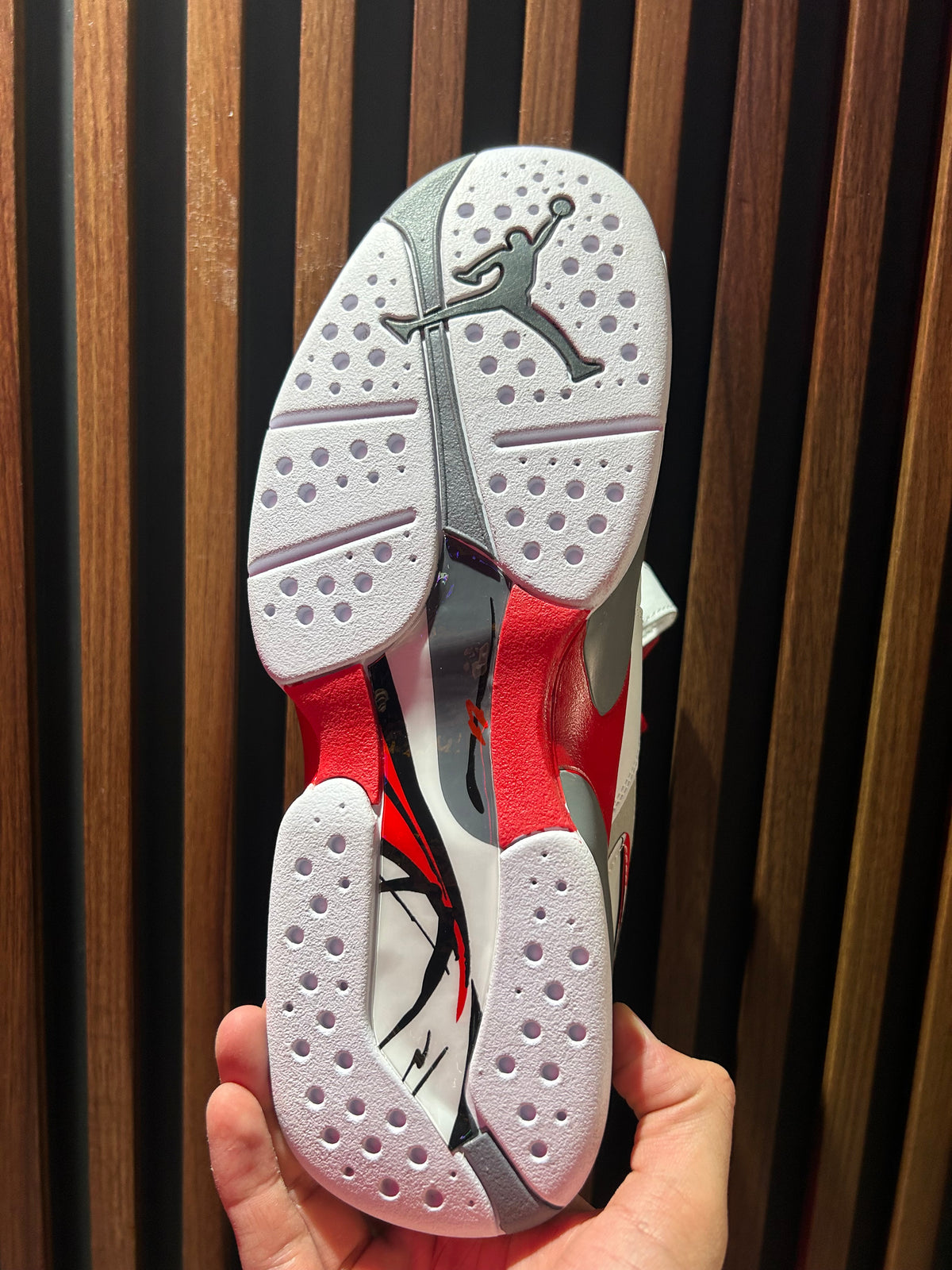 TENIS AIR JORDAN 8 RETRO BUGS BUNNY