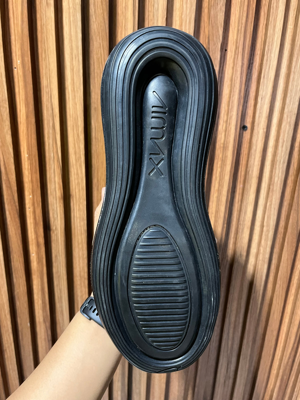 Tenis Nike Air Max 720
