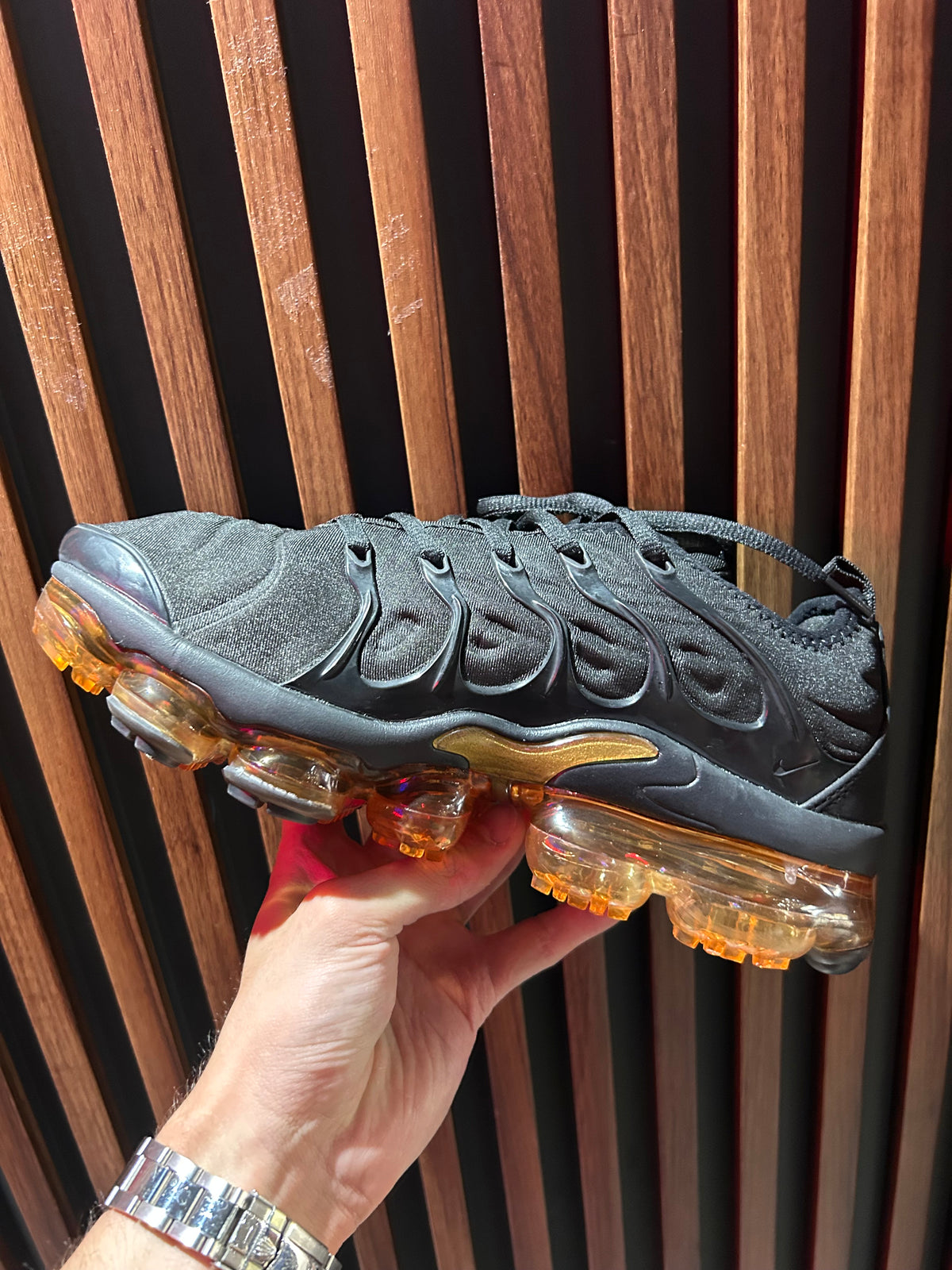 TENIS NIKE AIR VAPORMAX PLUS