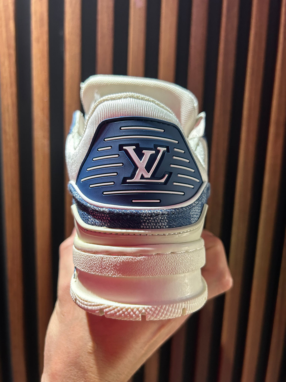 TENIS LOUIS VUITTON TRAINER