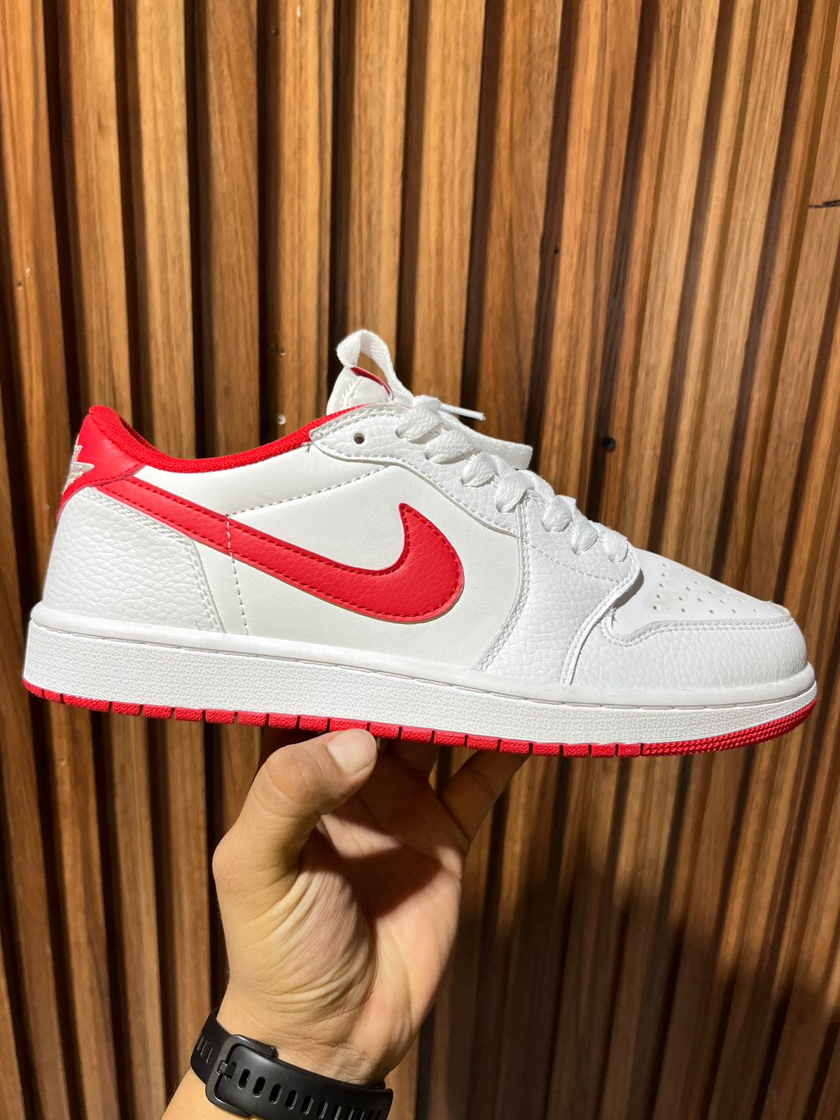 Tenis Nike Air Jordan 1 Low OG University Red