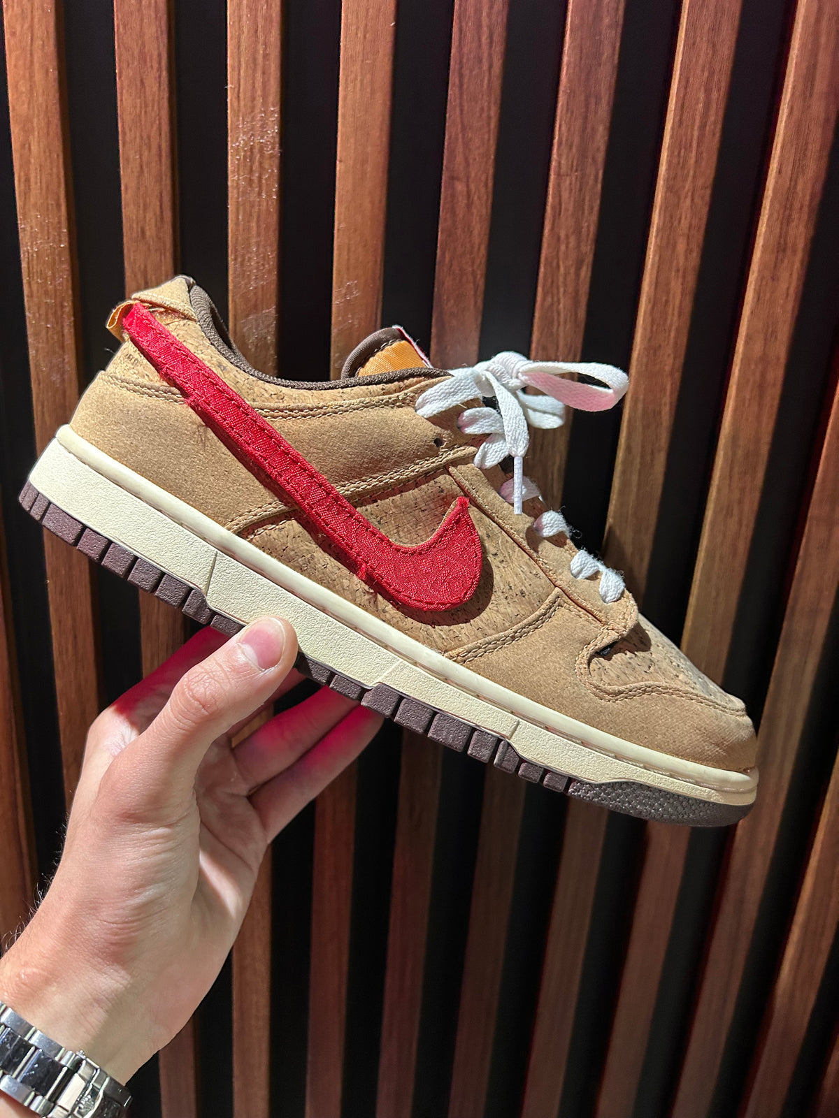 TENIS NIKE DUNK LOW SP X CLOT CORK