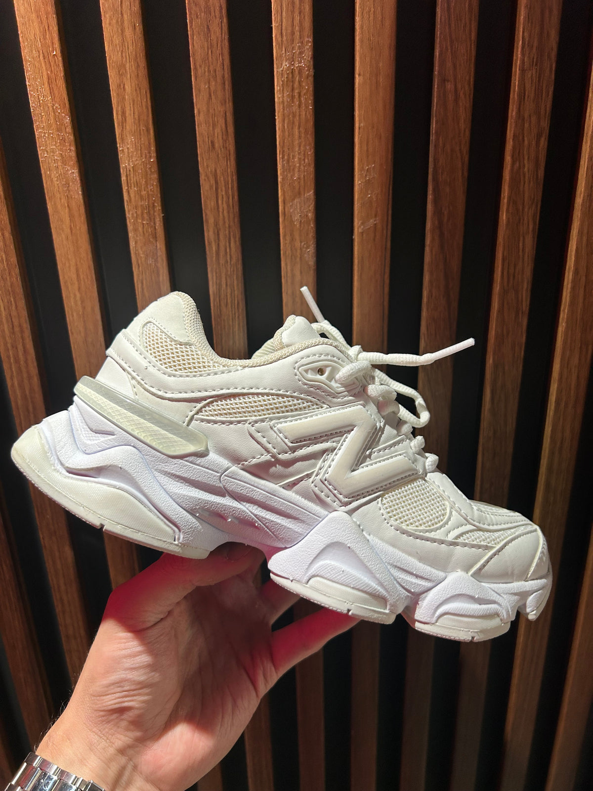 TENIS NEW BALANCE 9060