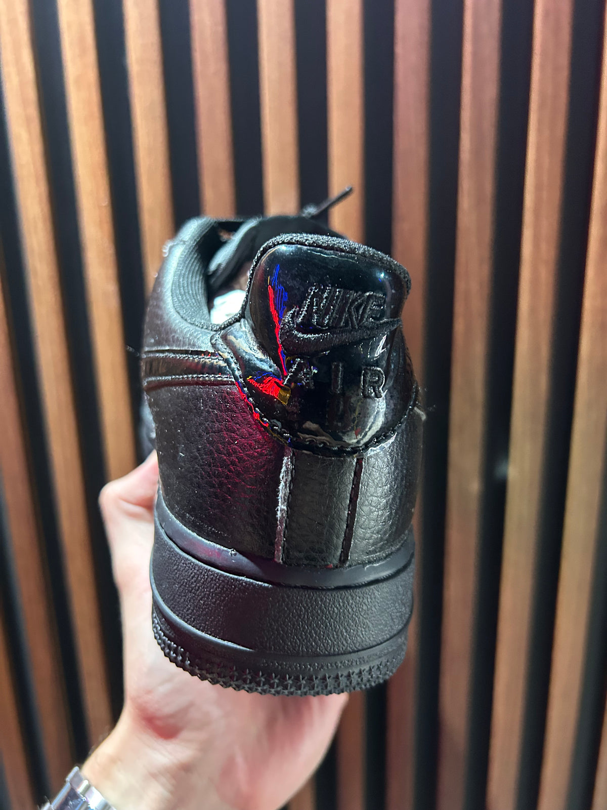 TENIS NIKE AIR FORCE 1 ‘07 PATENT LEATHER