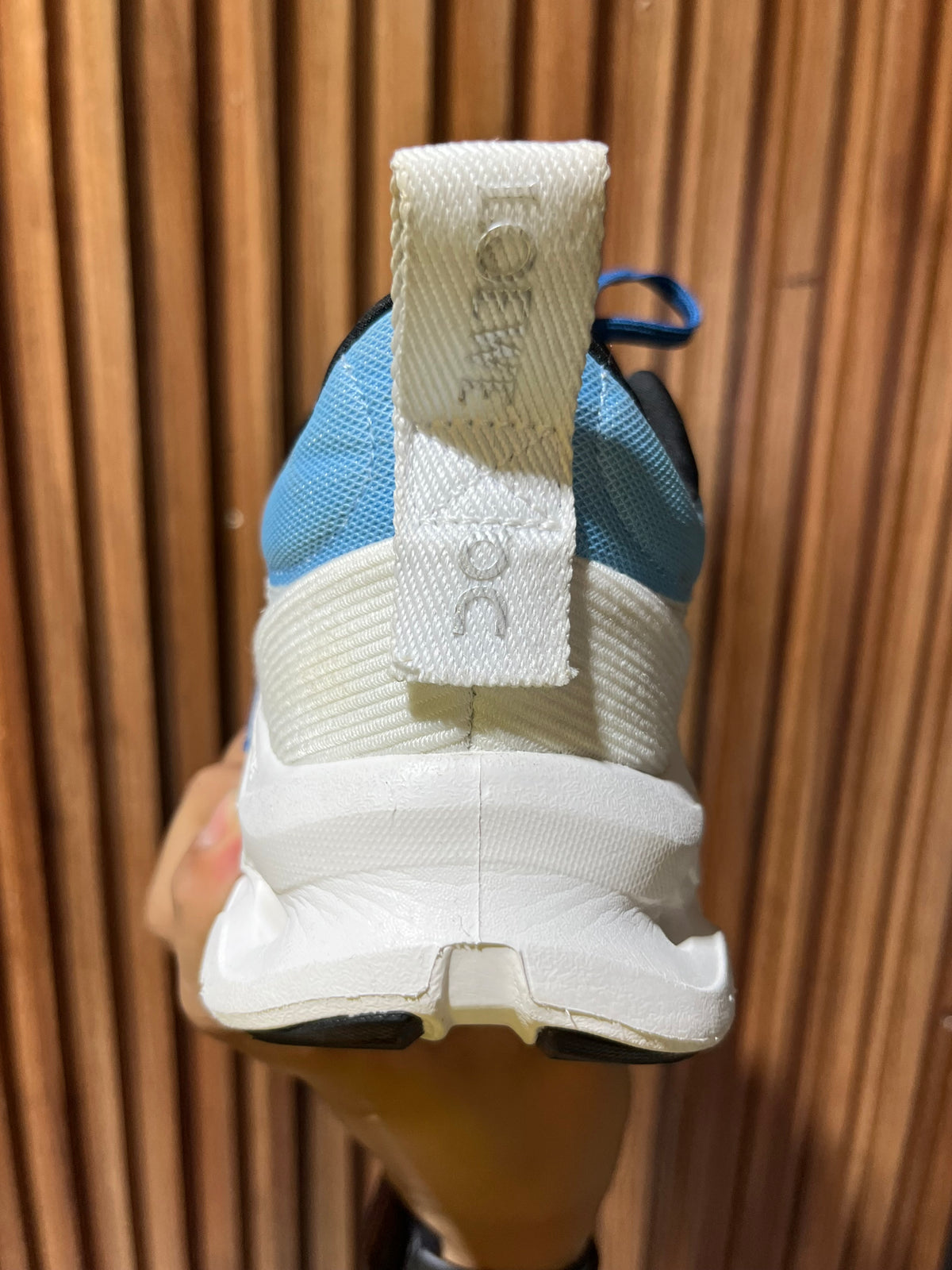 tenis LOEWE x On Cloudtilt 2.0