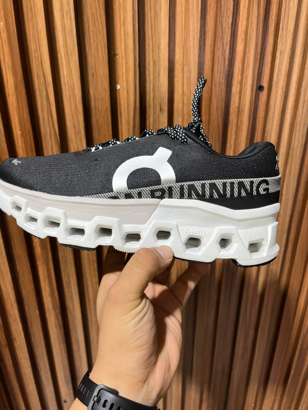 Tenis On Cloudmonster 2