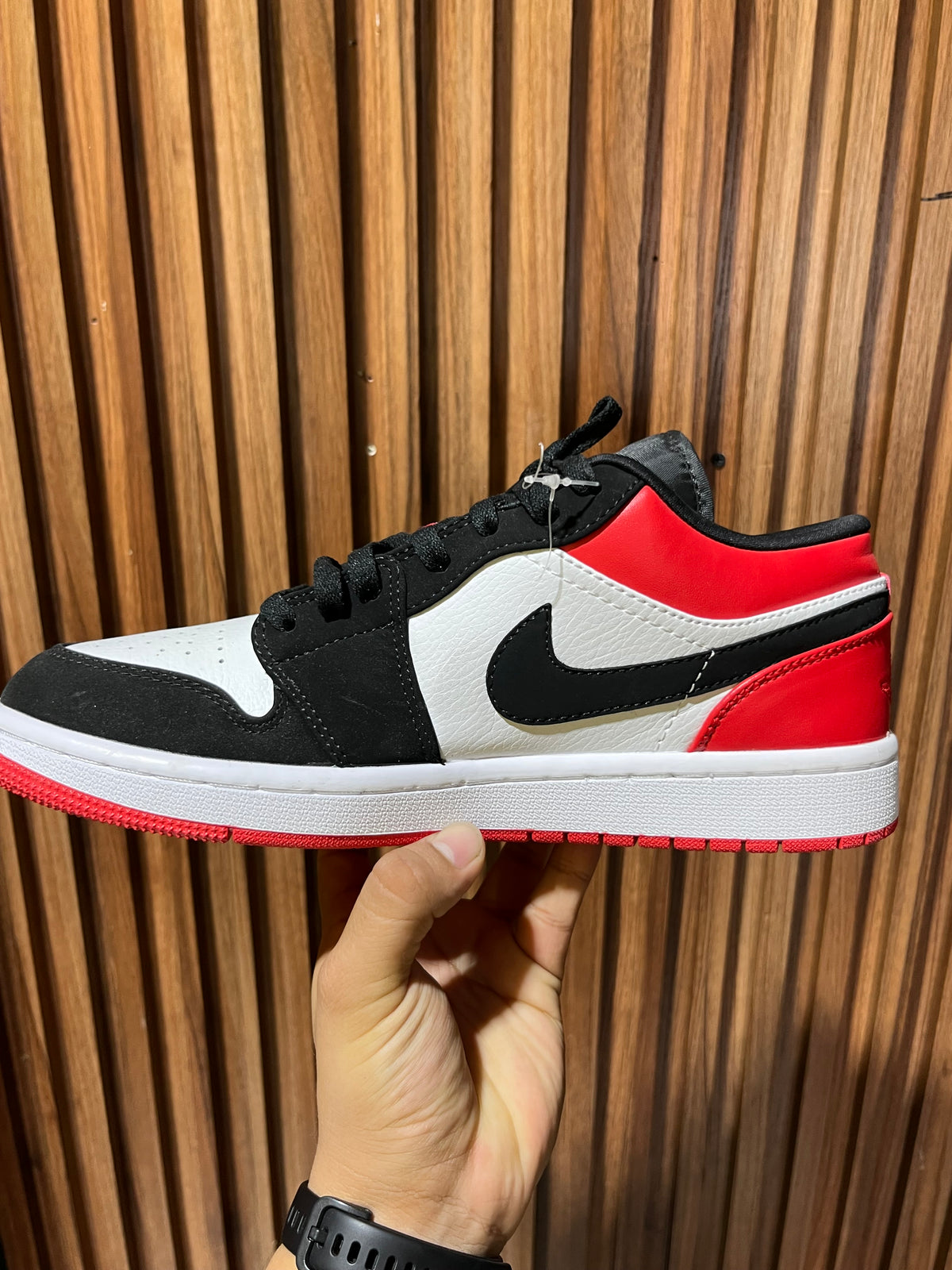 Tenis Air Jordan 1 Low SE Black Toe
