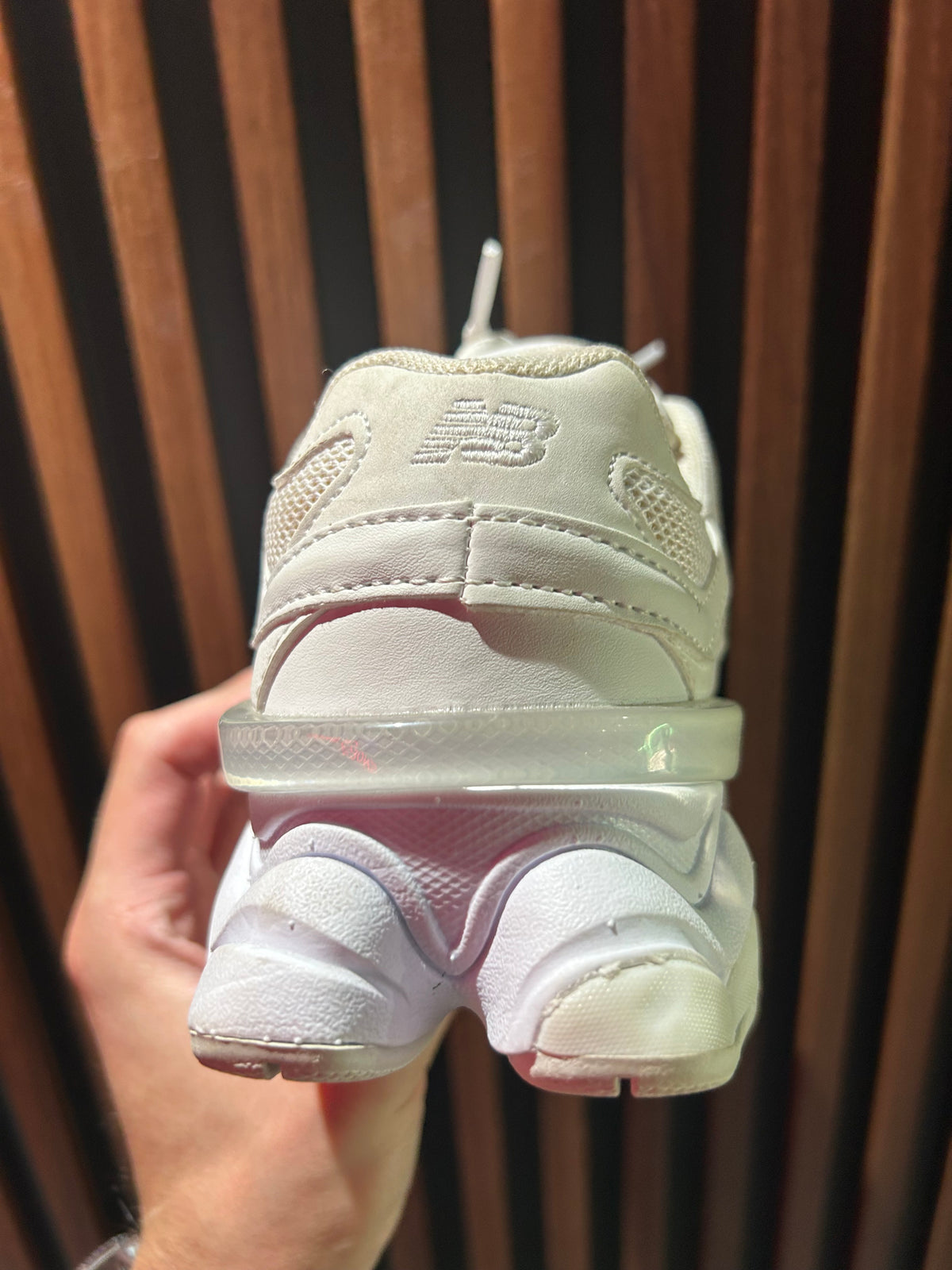 TENIS NEW BALANCE 9060