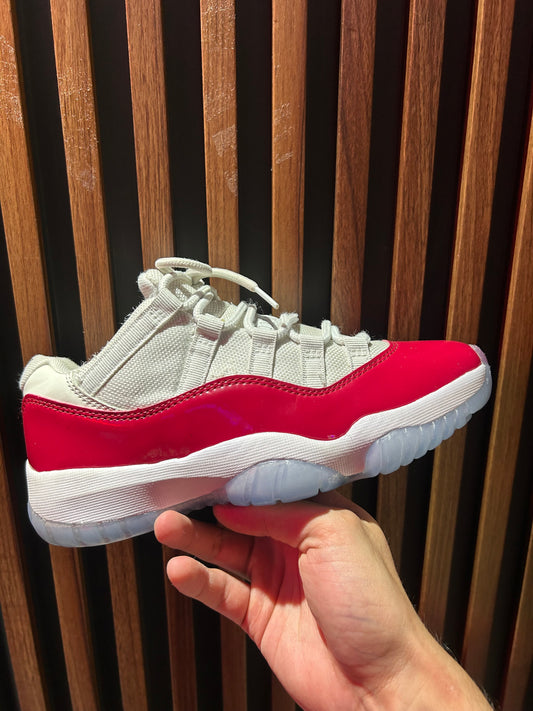 TENIS AIR JORDAN 11 RETRO LOW CHERRY