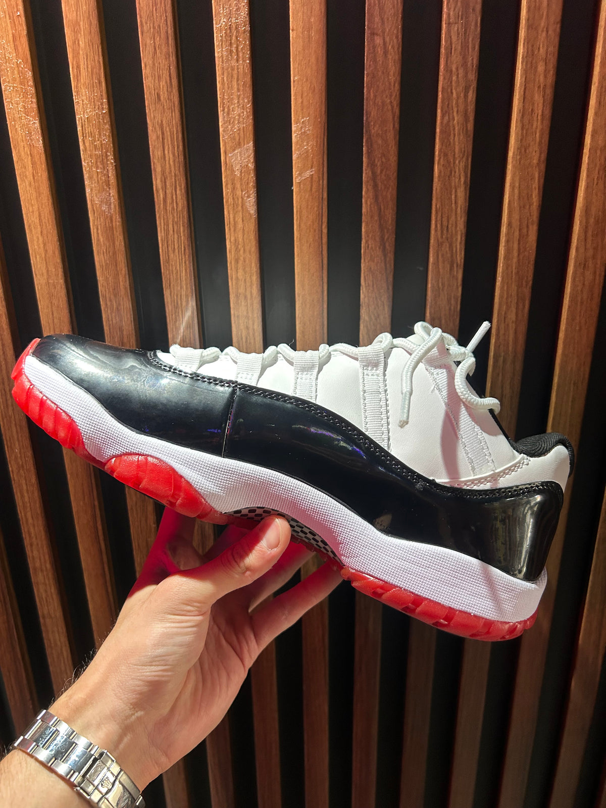 TENIS AIR JORDAN 11 RETRO LOW CONCORD BRED