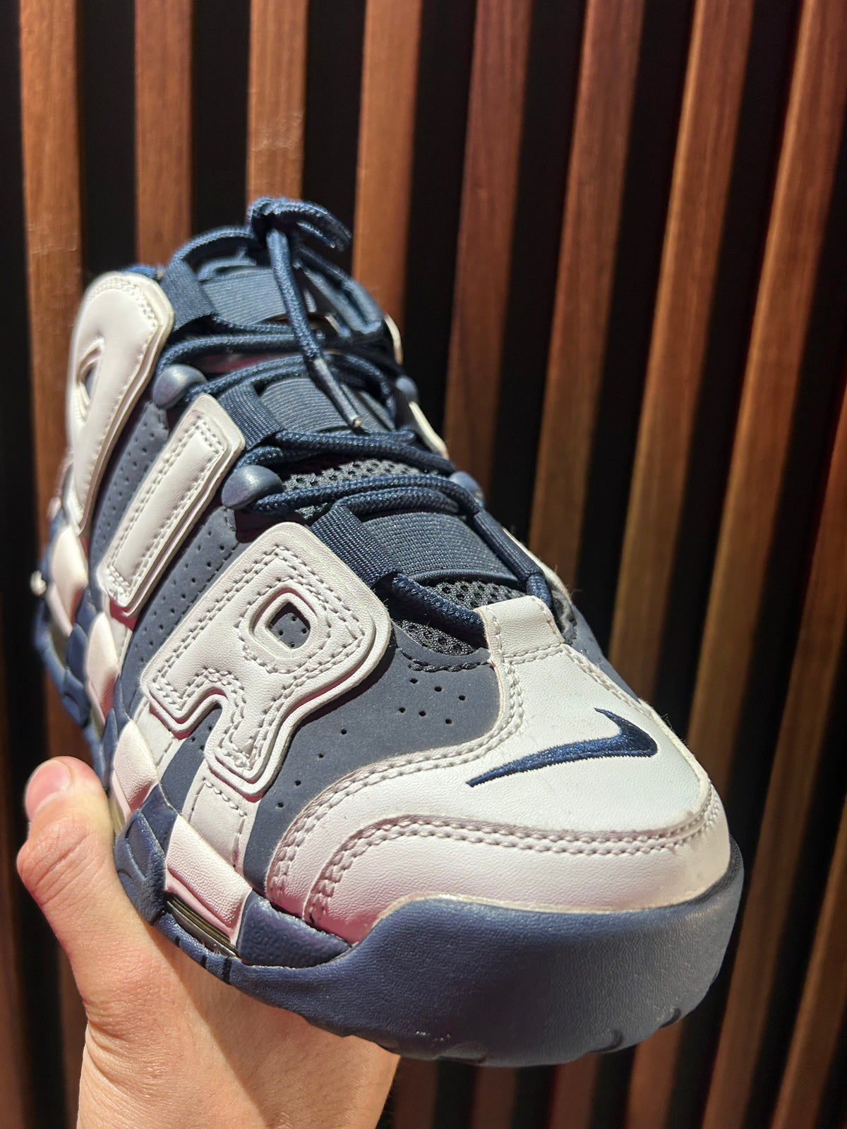 TENIS NIKE AIR MORE UPTEMPO COOL GREY MIDNIGHT NAVY
