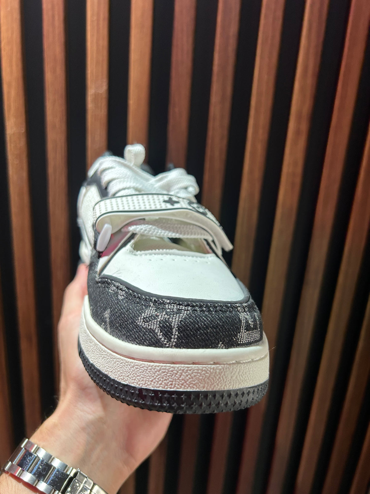 TENIS LOUIS VUITTON LV TRAINER MONOGRAM DENIM