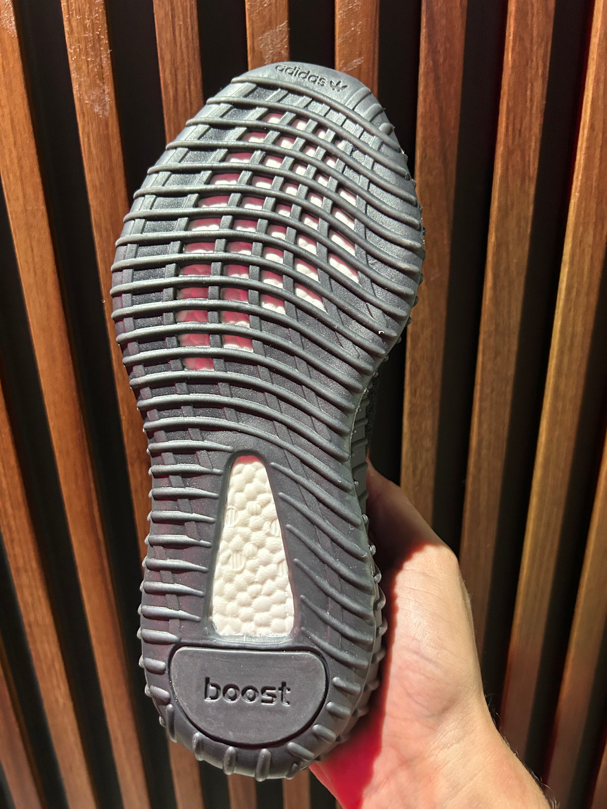 TENIS ADIDAS YEEZY BOOST 350 V2 BLACK RED