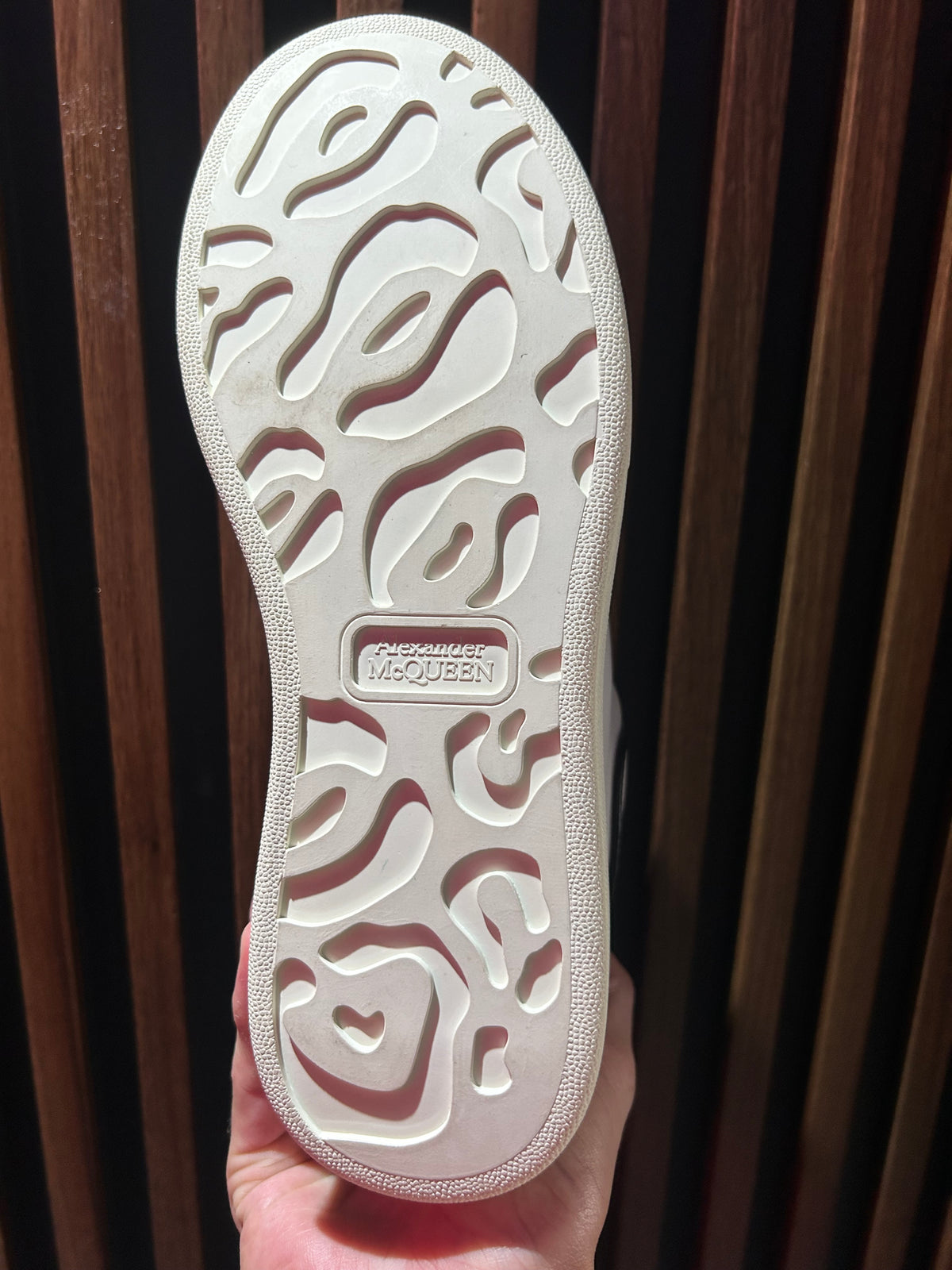 TENIS ALEXANDER MCQUEEN OVERSIZED