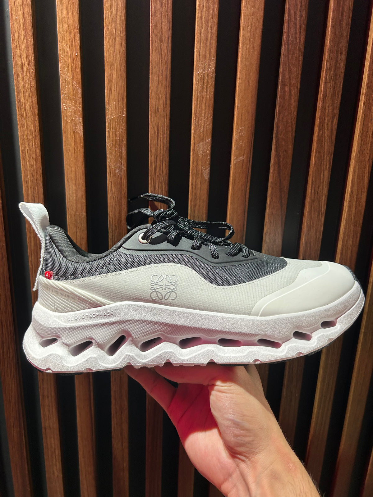 TENIS ON CLOUDTILT 2 X LOEWE