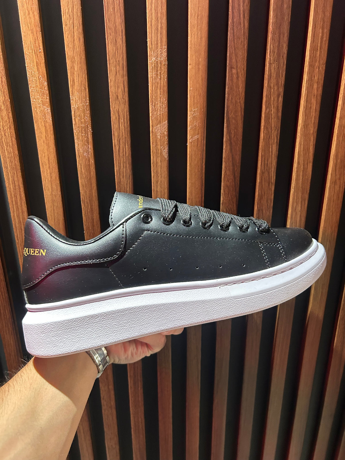TENIS ALEXANDER MCQUEEN OVERSIZED
