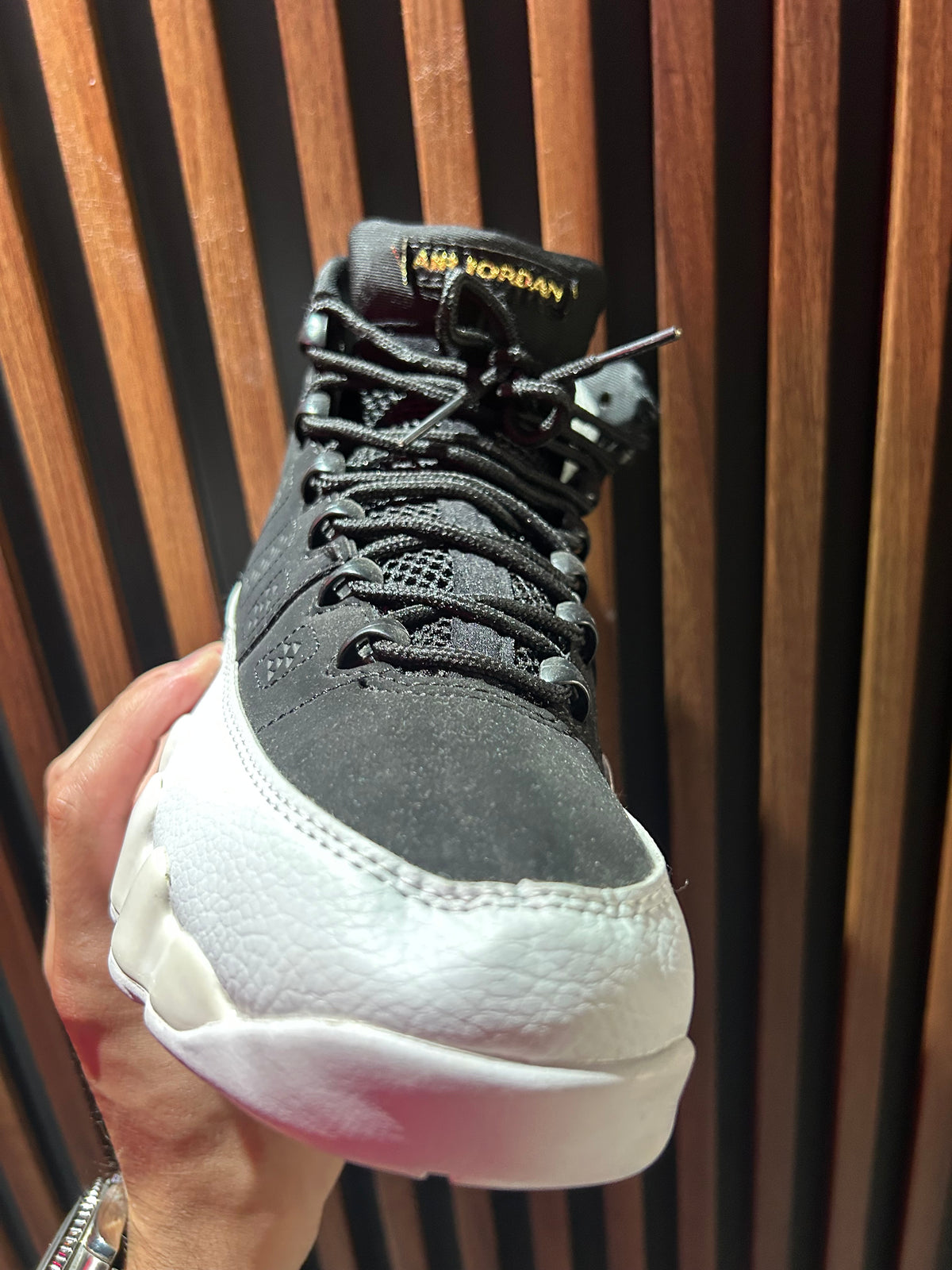 TENIS AIR JORDAN 9 RETRO CITY OF FLIGHT