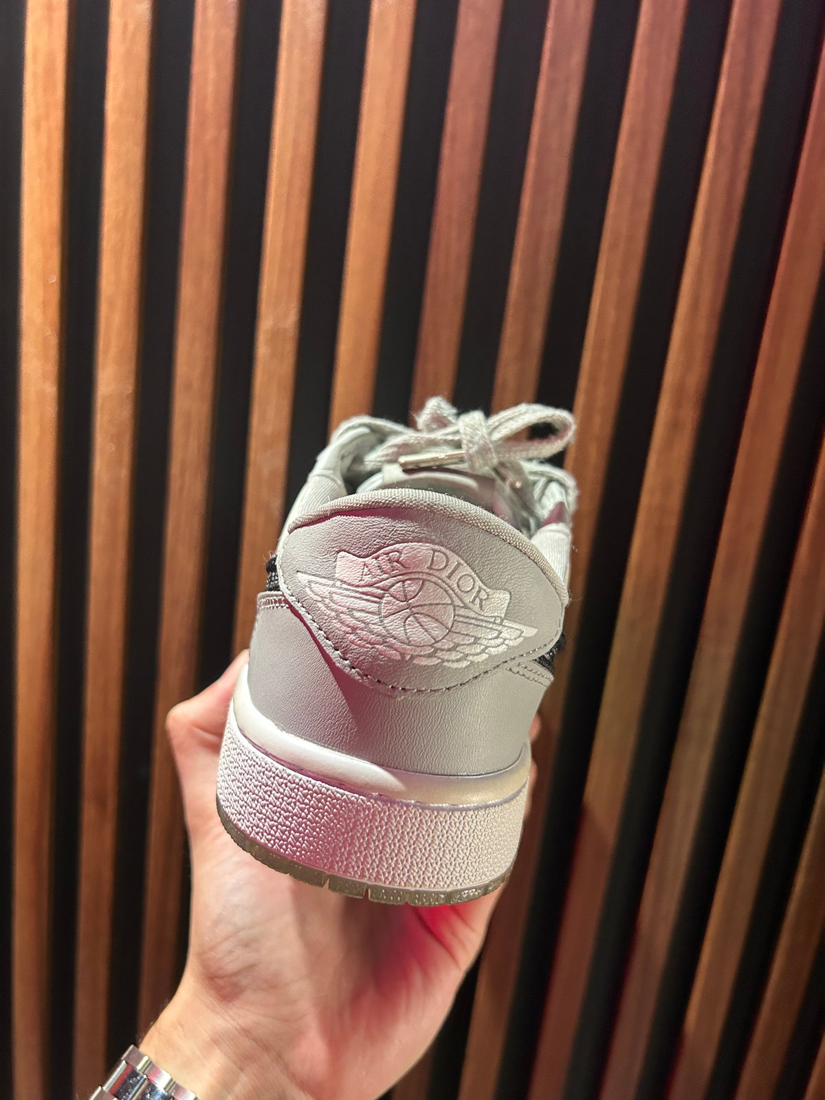 TENIS NIKE AIR JORDAN 1 RETRO LOW DIOR