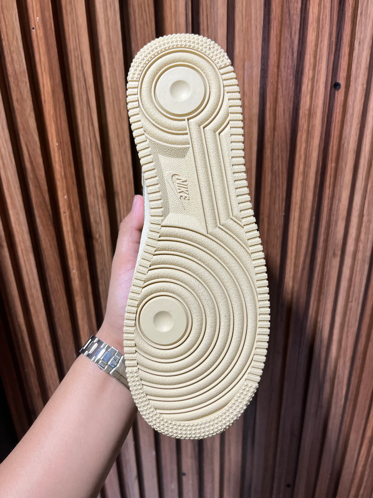 tenis Nike Air Force 1 '07 LX Year of the Snake