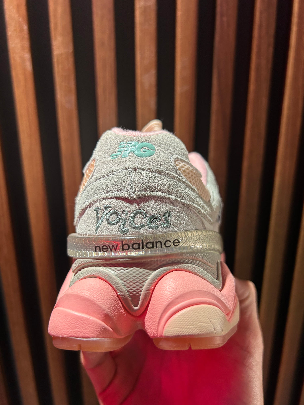 TENIS NEW BALANCE X JOE FRESHGOODS INSIDE VOICES BABY SHOWER BLUE