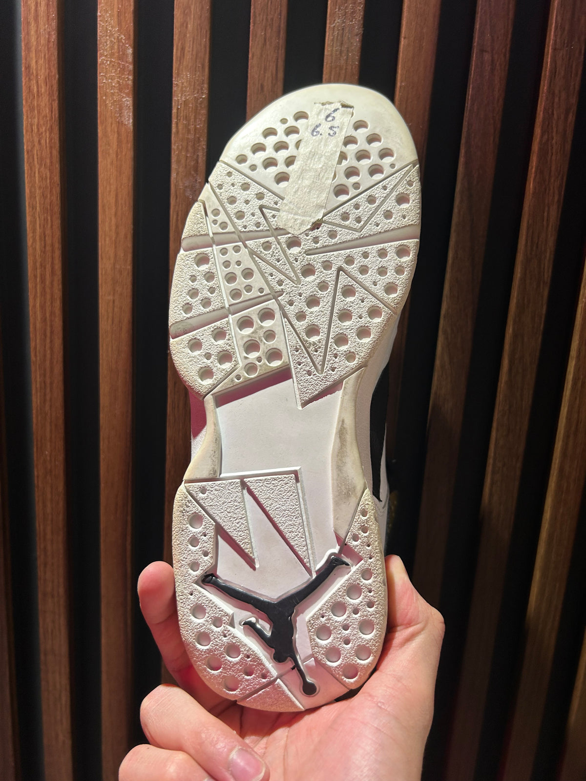 TENIS AIR JORDAN 7 RETRO CHAMPAGNE