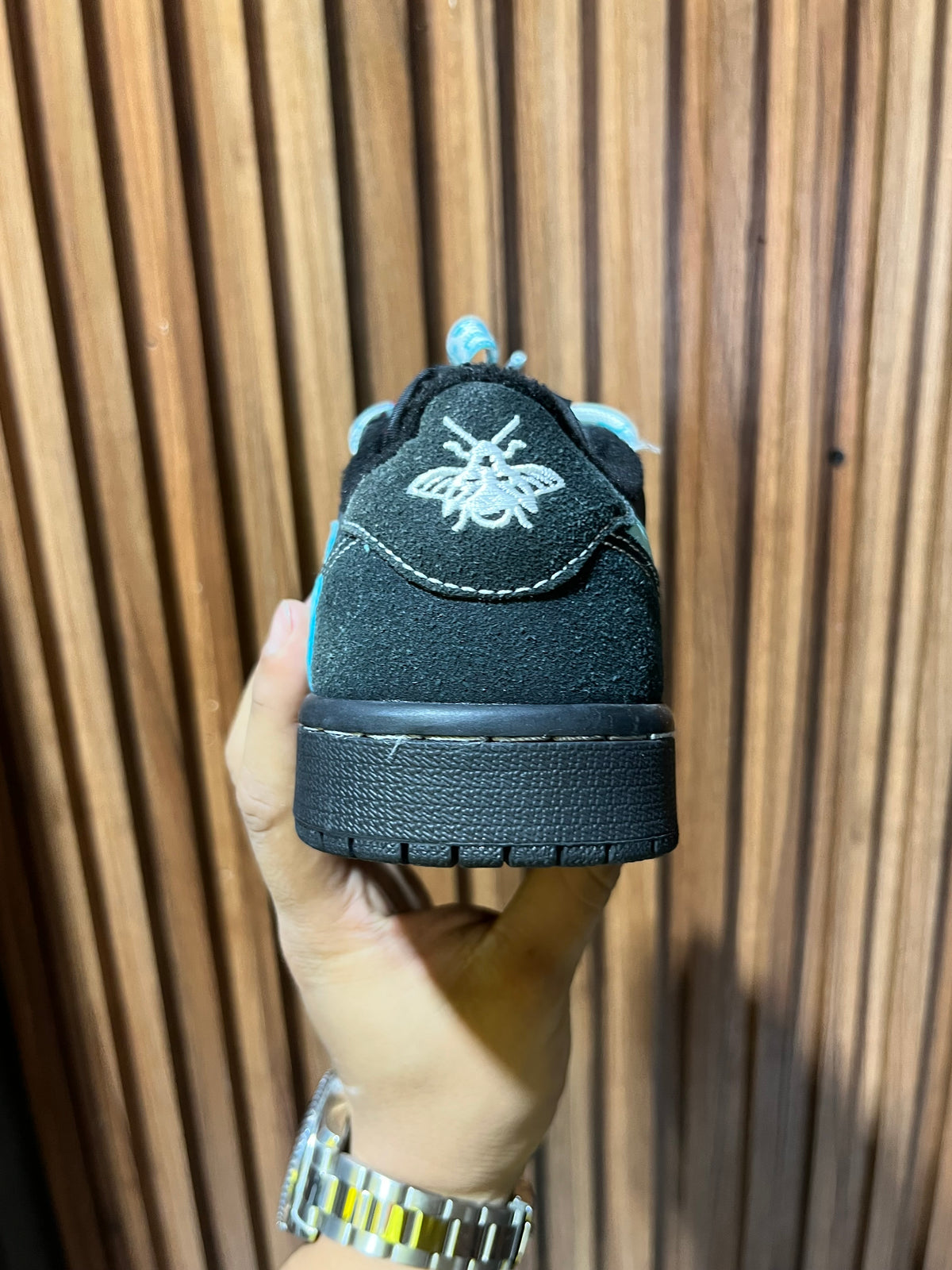 Tenis Air Jordan 1 Low x Travis Scott Tiffany
