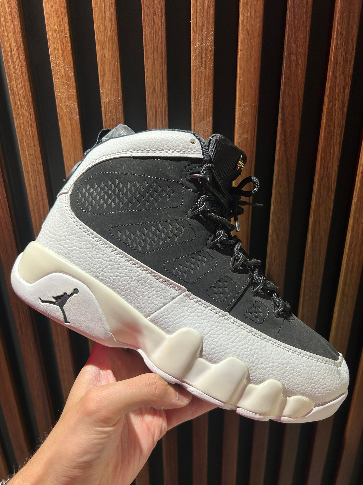 TENIS AIR JORDAN 9 RETRO CITY OF FLIGHT