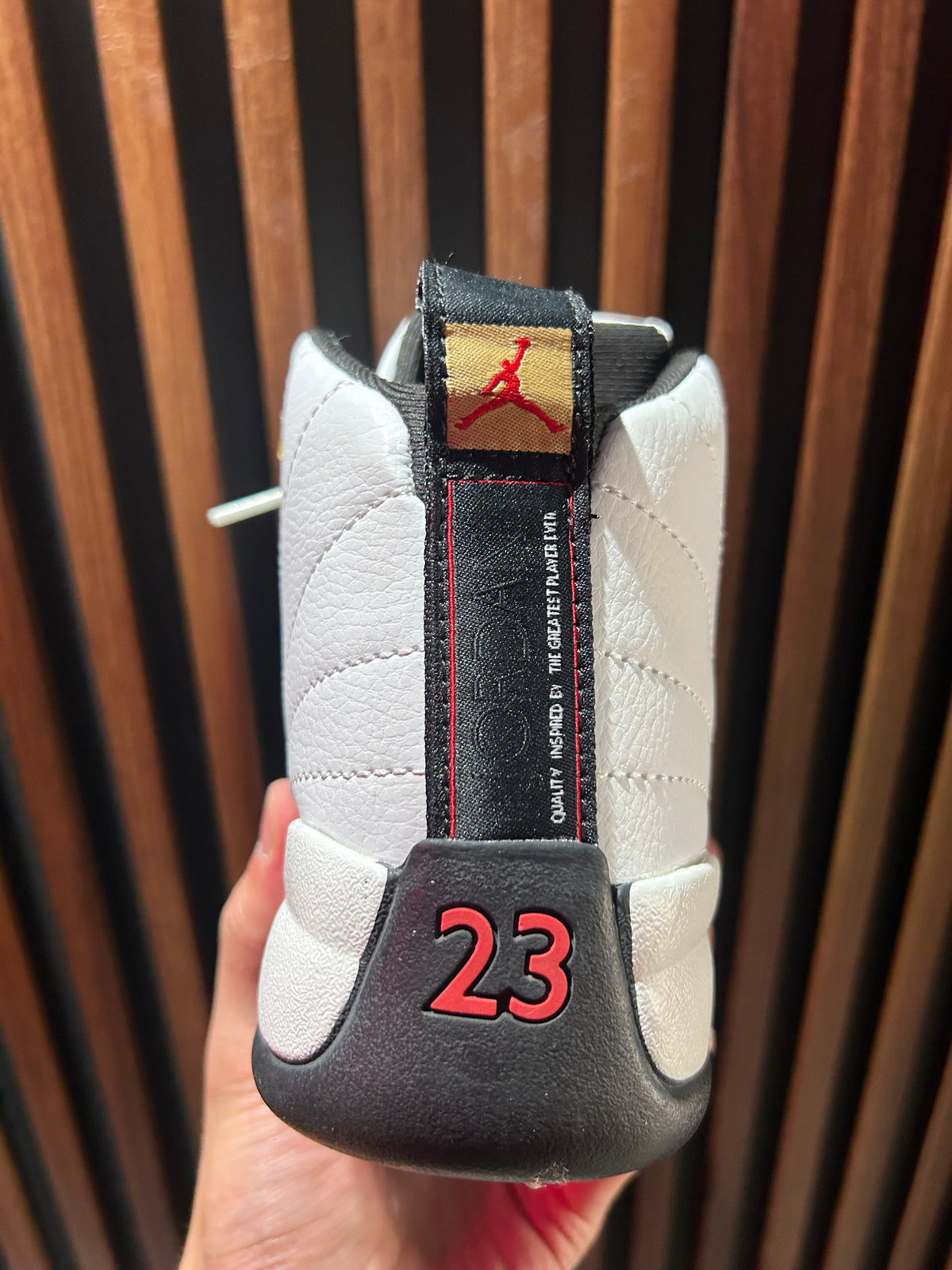TENIS AIR JORDAN 12 RETRO TAXI