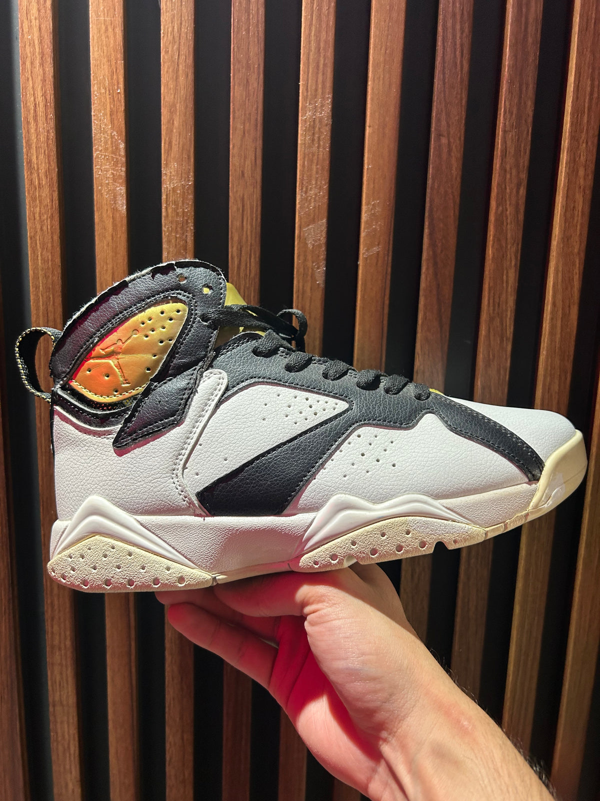 TENIS AIR JORDAN 7 RETRO CHAMPAGNE