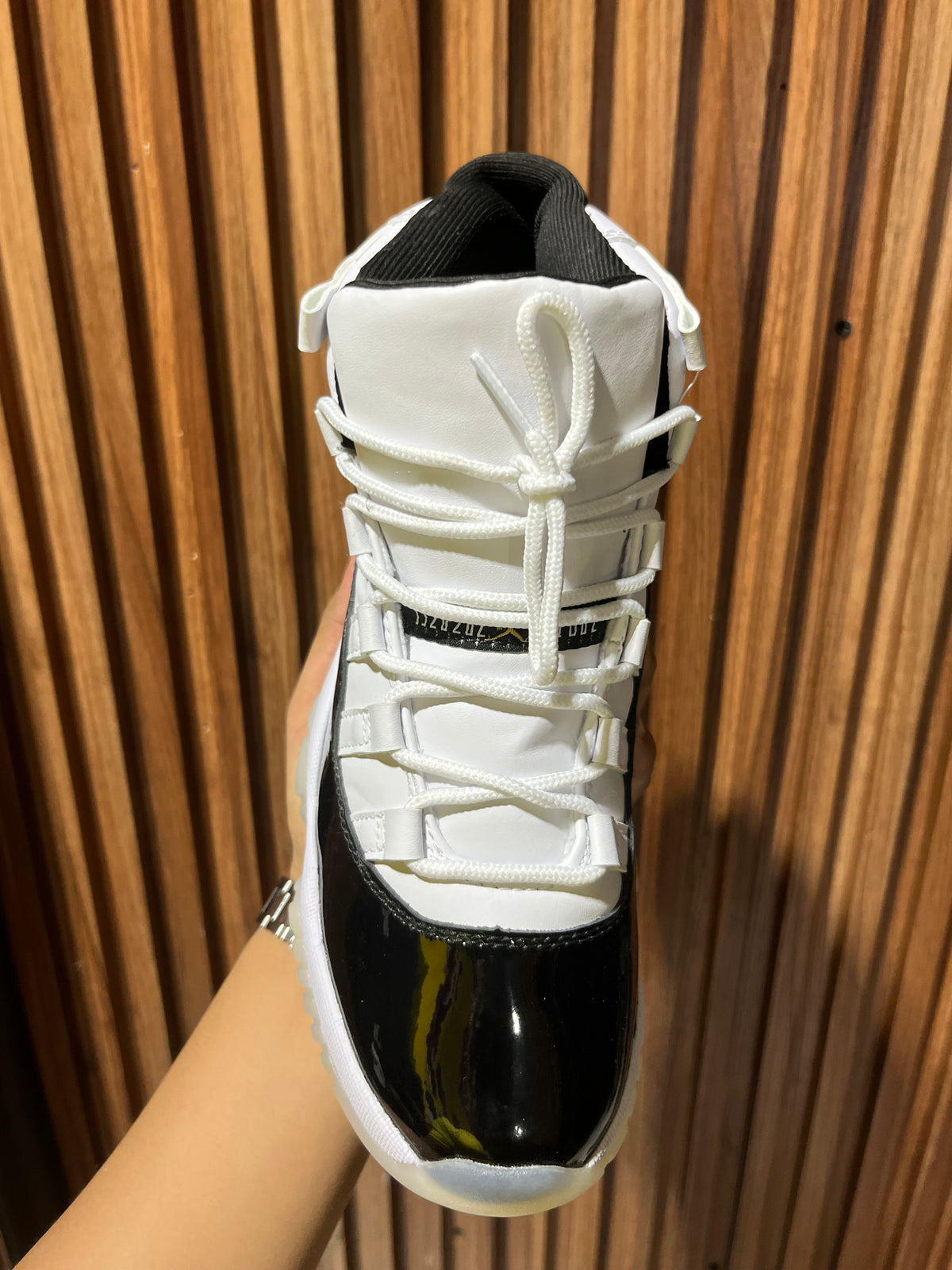 Tenis Air Jordan 11 Retro Gratitude