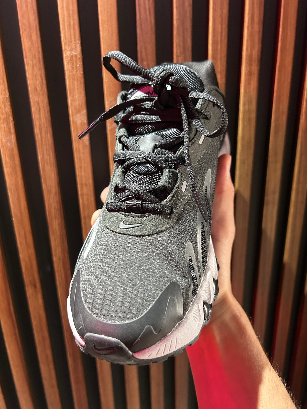 TENIS NIKE AIR MAX DN8 PSG