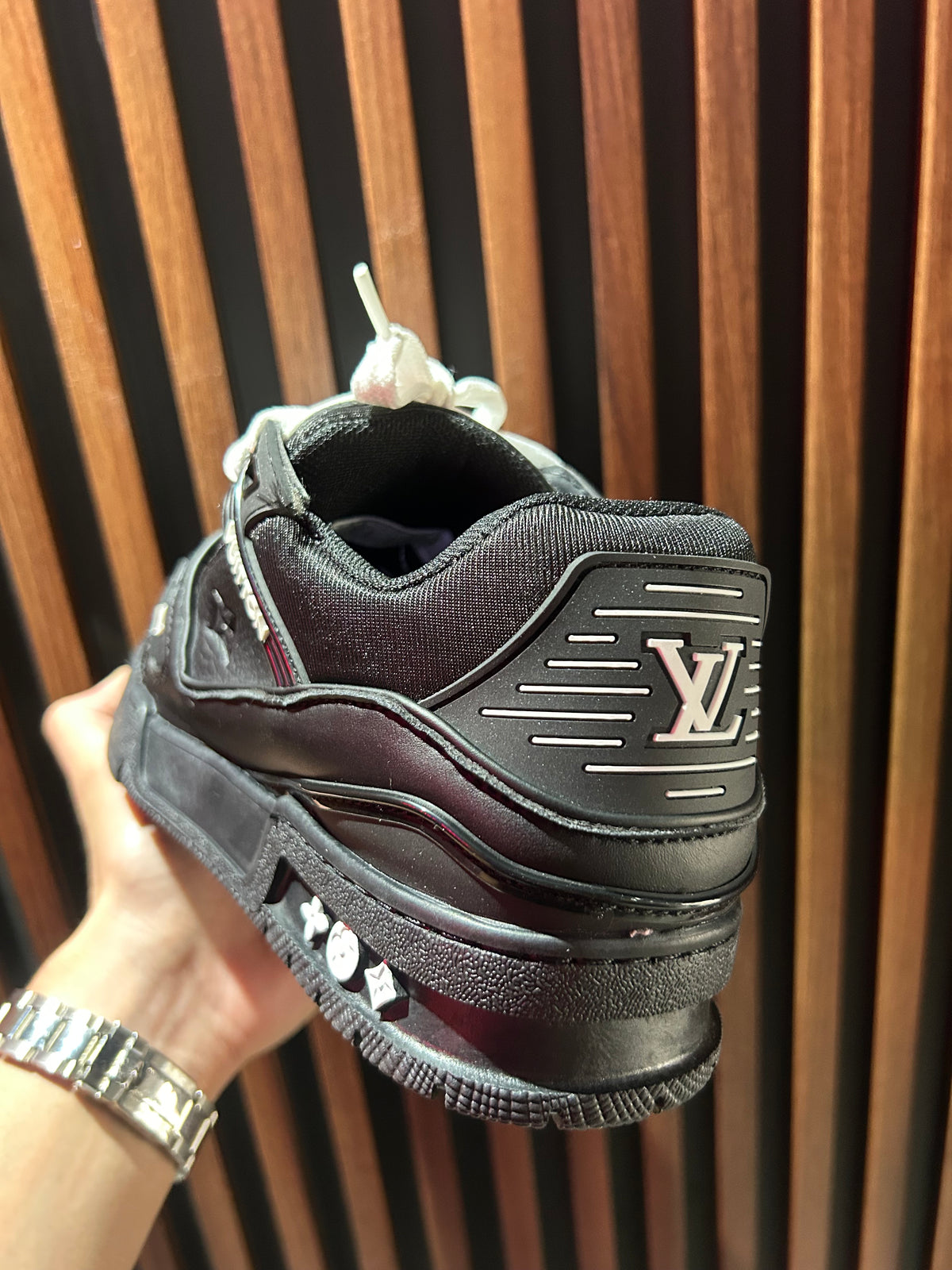 TENIS LOUIS VUITTON LV TRAINER