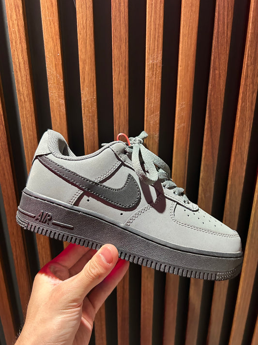 TENIS NIKE AIR FORCE 1 LOW
