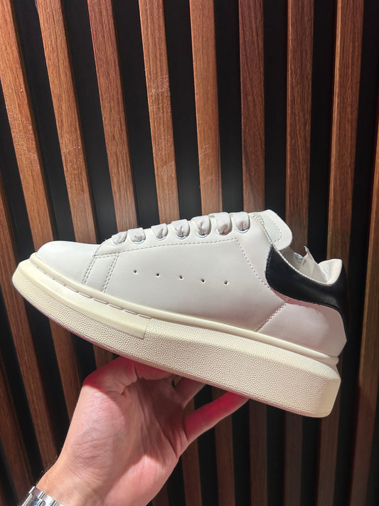 TENIS ALEXANDER MCQUEEN OVERSIZED