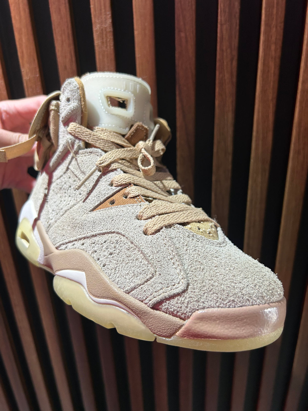 TENIS AIR JORDAN 6 RETRO SP X TRAVIS SCOTT BRITISH KHAKI